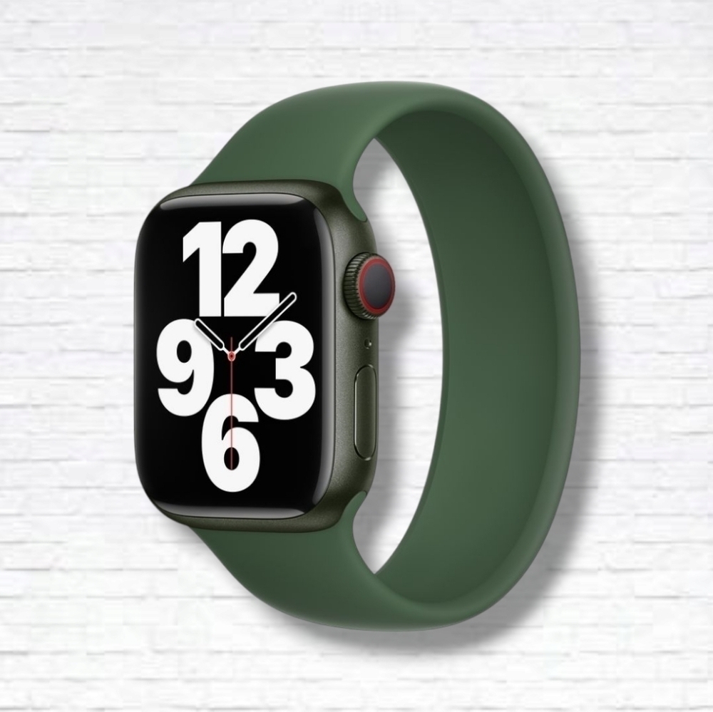 Apple Watch Clover Green Solo Loop Watch Band 41 mm/Size 9 BNIB